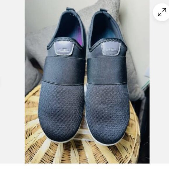 Kuru Shoes Womens 10 Ellie Black Slip On Sneakers Comfort Casual Shoes - Picture 2 of 8